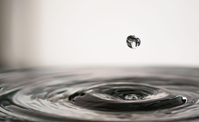water-drop-7589539_640.jpg