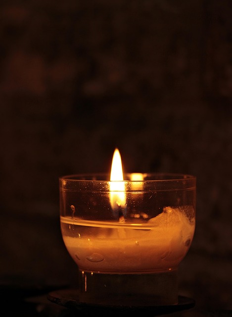 tea-light-2692556_640.jpg tea-light-2692556_640.jpg